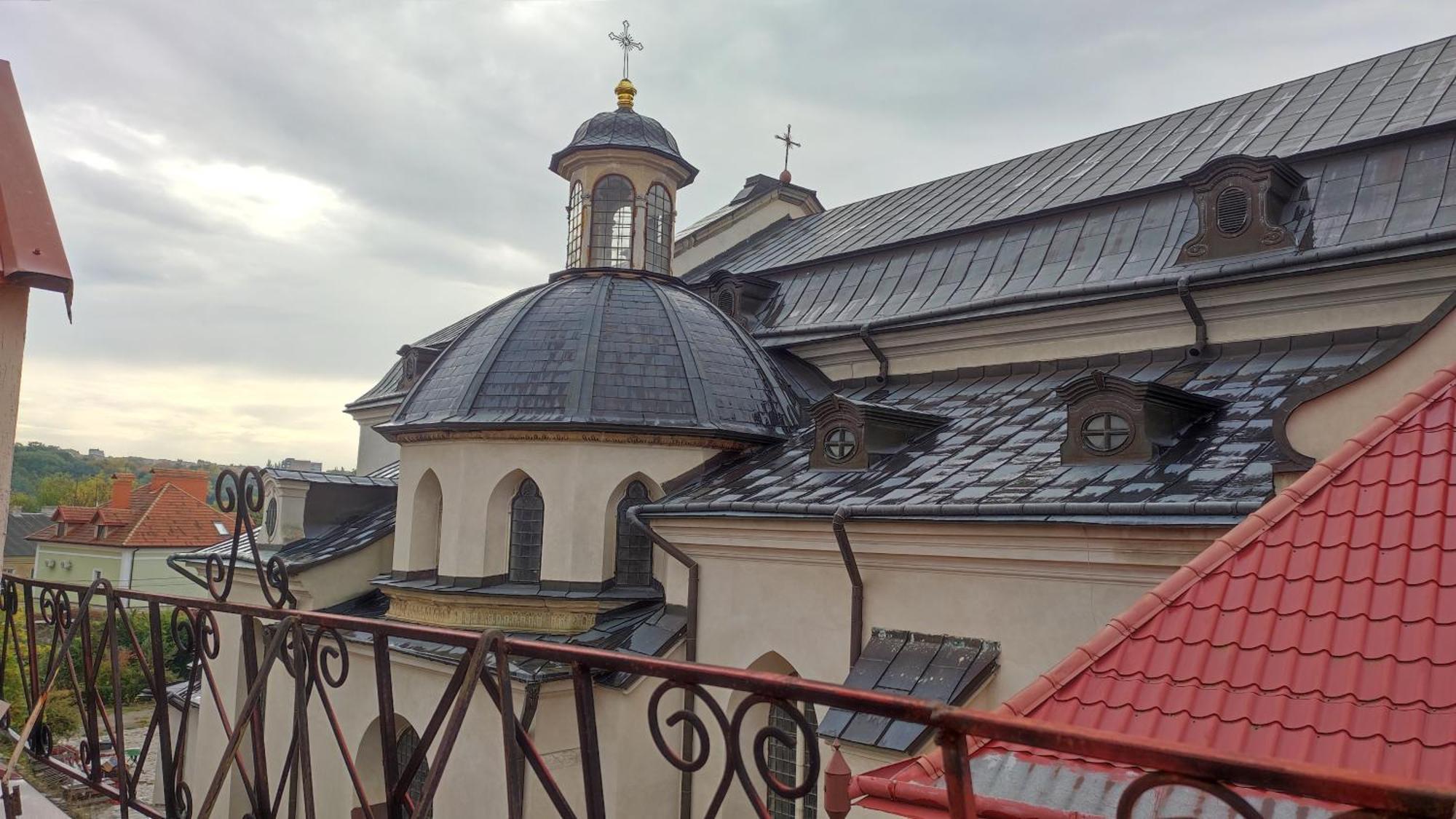 Ferienwohnung Сонячна Мансарда Kamjanez-Podilskyj Exterior foto